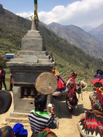 Lamas et gong inauguration